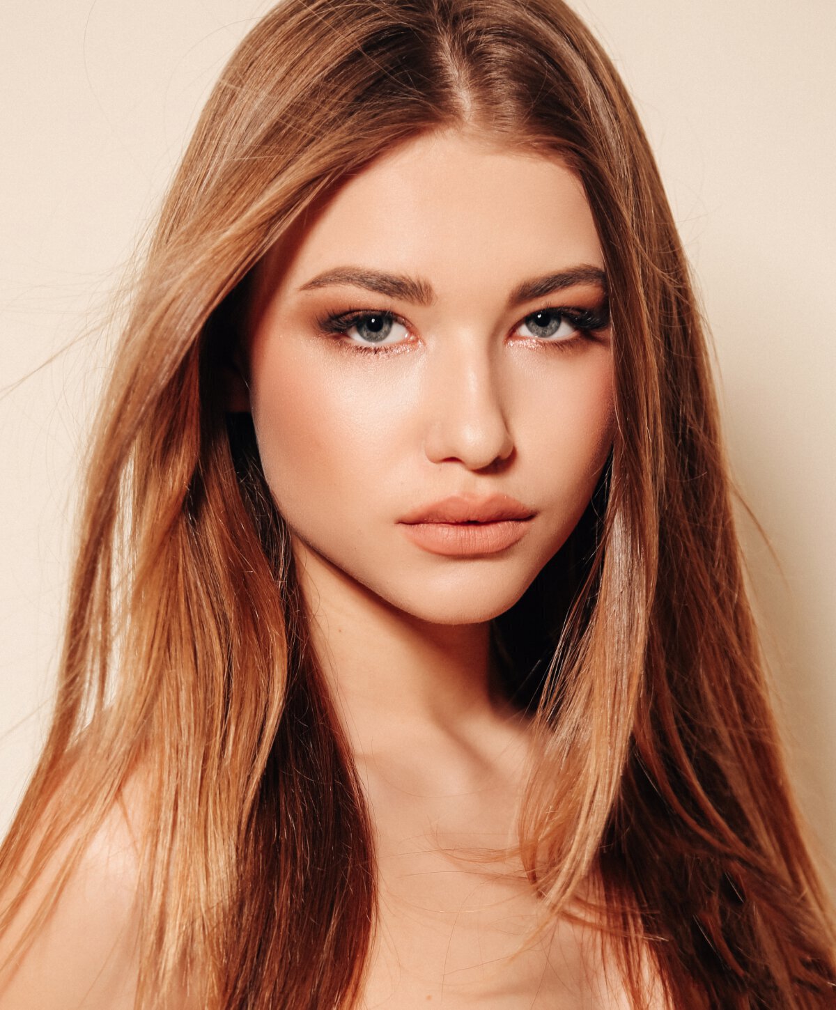 Palo Alto & San Jose chemical peels model with red hair