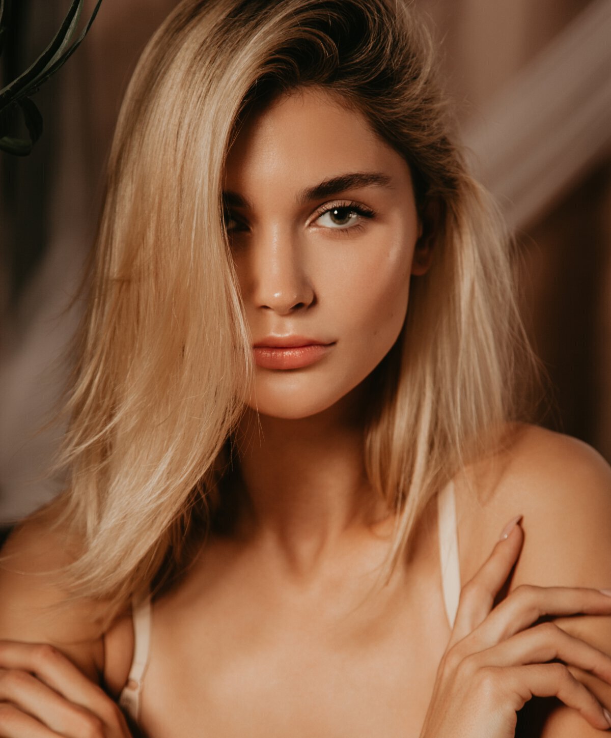 Palo Alto & San Jose Acne Treatments model with blonde hair