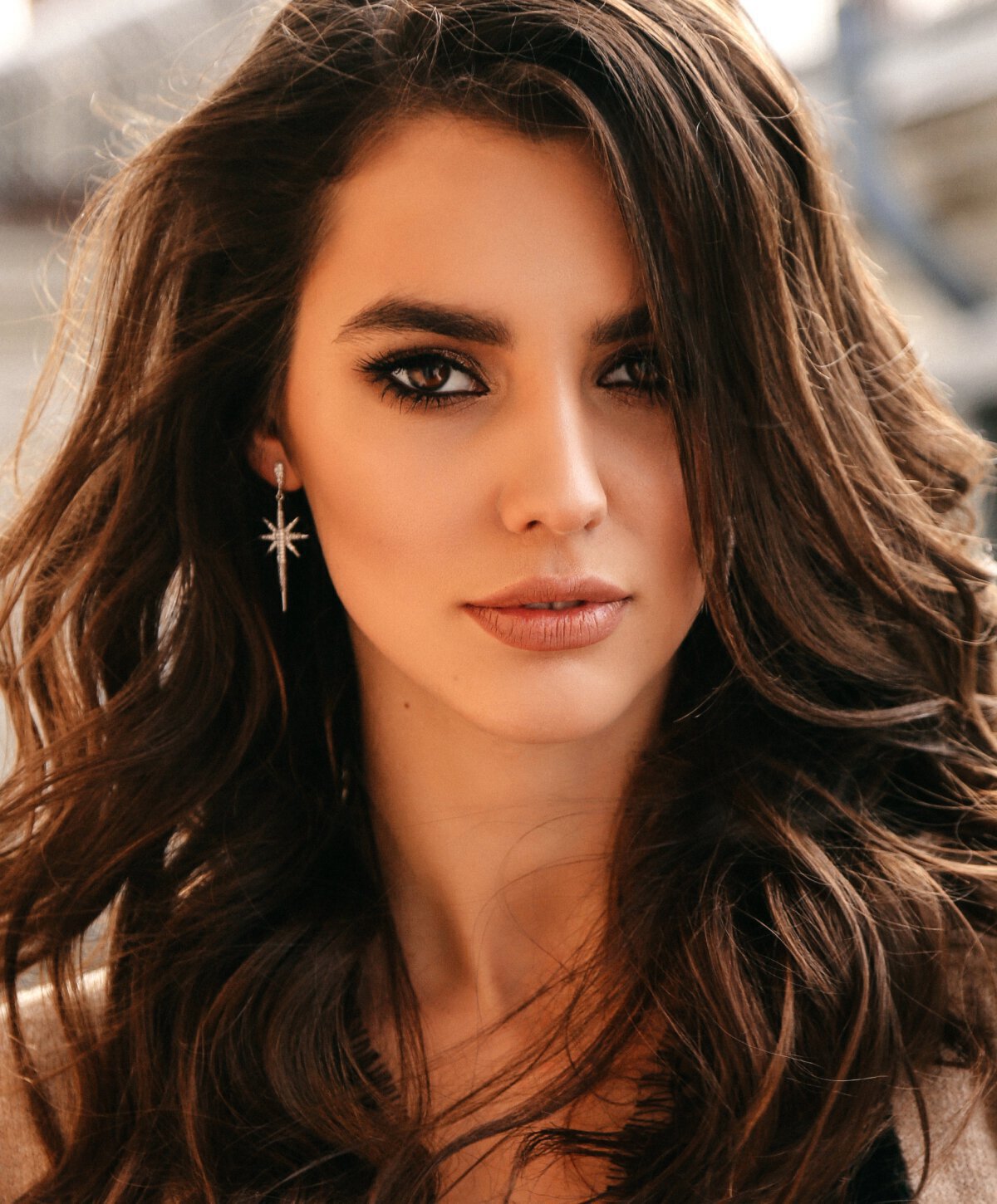 Palo Alto & San Jose Rhinoplasty model with brown hair